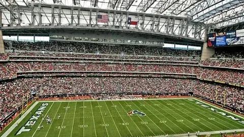 上海逆风翻盘创奇迹！22分逆转终结对手连霸，大王独揽25+15，周琦8+13并肩作战