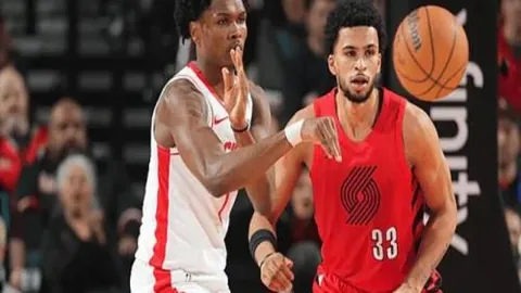 亚冬会第九届精彩纷呈，各代表团纷至沓来，黑龙江日报聚焦报道