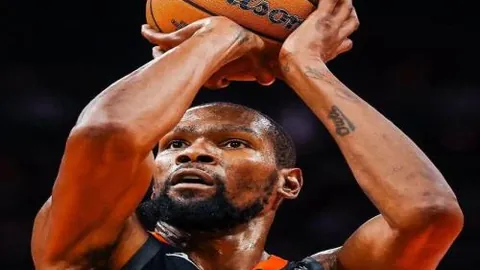 篮球盛宴：巅峰对决！上海久事VS山东高速，CBA杯精彩对决即将上演！